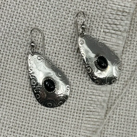 90's Vintage Sterling Silver Teardrop Dangle Earrings with Black Onyx Stone - Picture 8 of 15